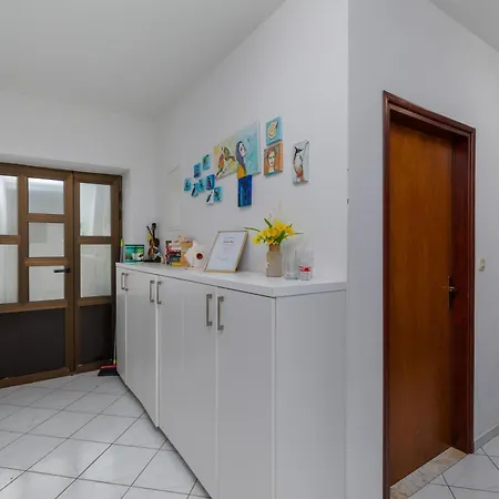 And By The Sea Brela, Makarska - 24416 3*